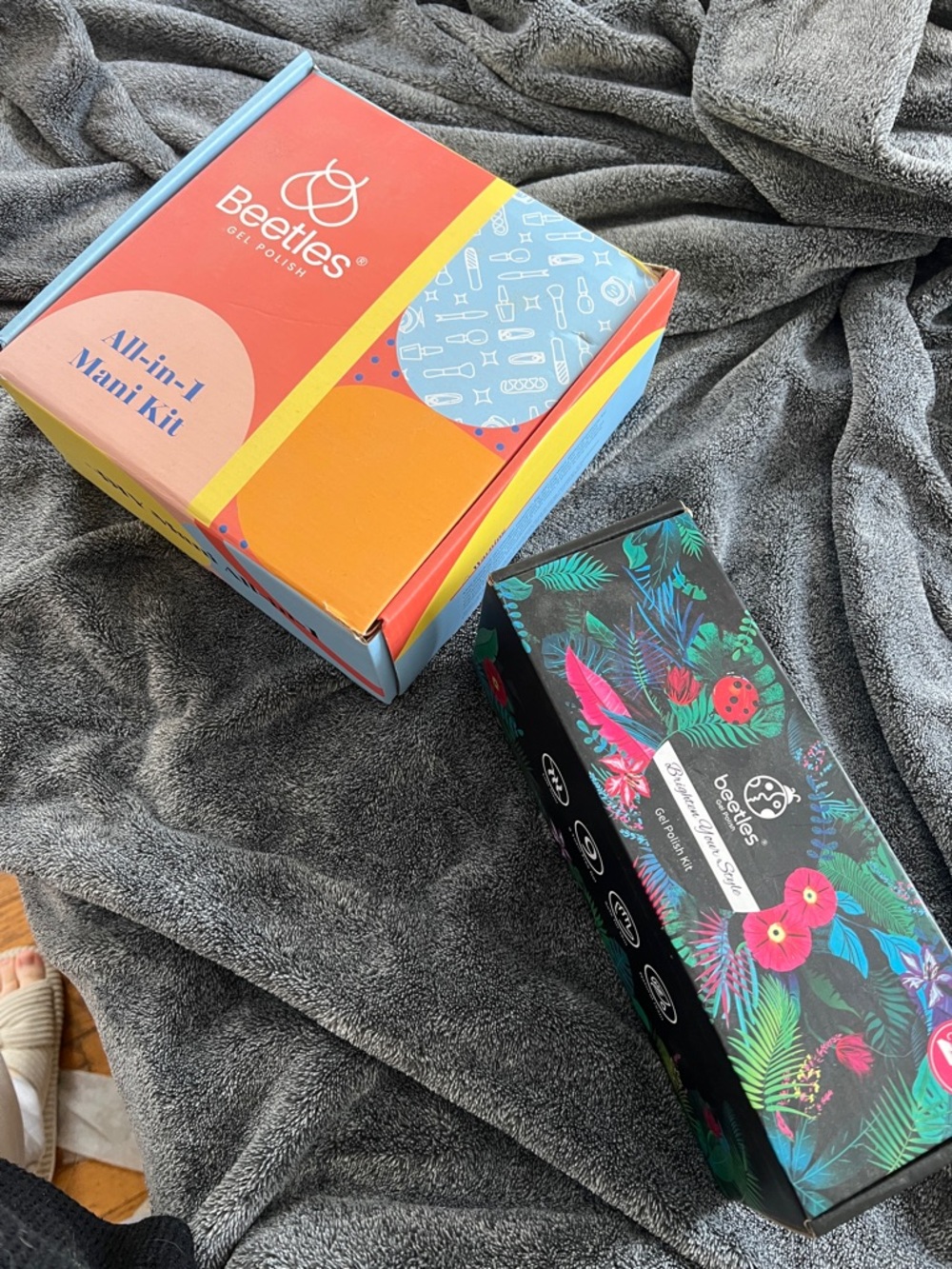 Beetles All-in-1 Mani Kit - Colorful Tropical & Coral Box Set